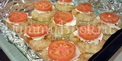 запеченные куриные котлетки под шубкой