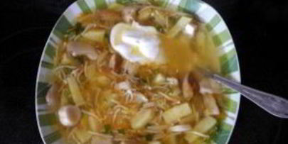 лапша с белыми грибами