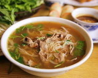 Лапша с говядиной и овощами