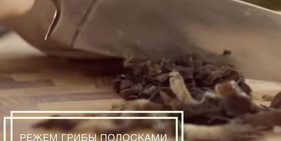 лапша с соусом терияки и овощами