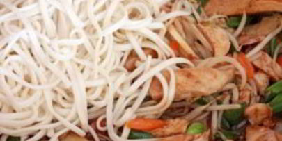 лапша с соусом терияки