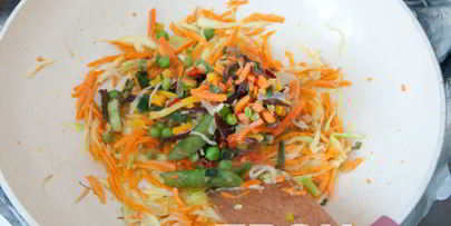 лапша в воке