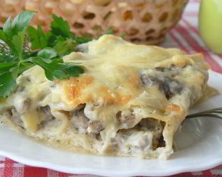 Каннелони с фаршем и грибами