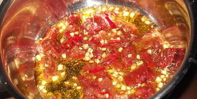 макароны бантики в соусе из томатов