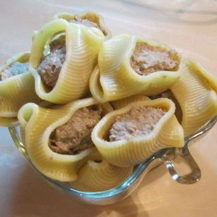 Макароны фаршированные