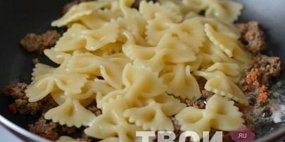 макароны по-флотски с куриной печенью
