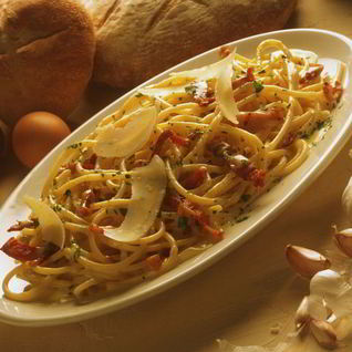 Макароны с фаршем и сыром