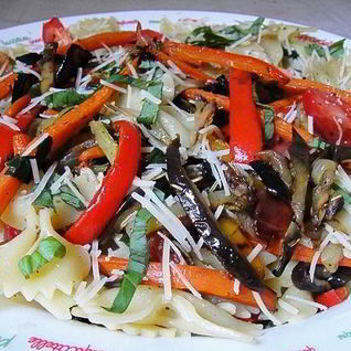 Макароны с овощами