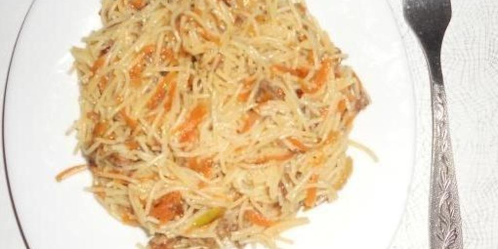 Рецепт макароны с тушенкой и чесноком
