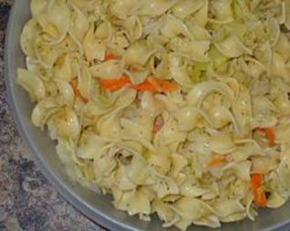 Макароны с тушеной капустой