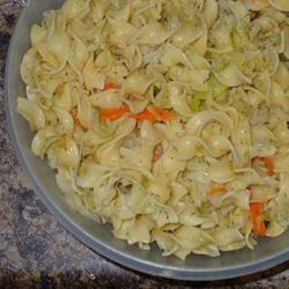 Макароны с тушеной капустой