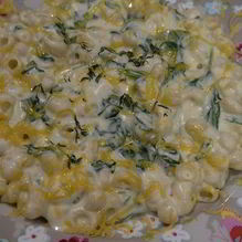 Рецепт Макароны с зеленым соусом и сыром