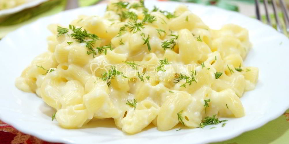 Рецепт макароны в сырном соусе