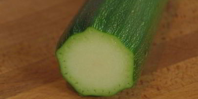 макароны-звездочки с помидорами и цукини