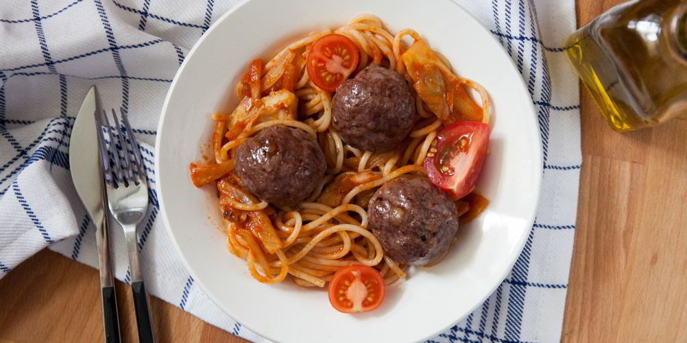 Рецепт митболы со спагетти в томатном соусе