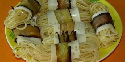 моточки-гриль из спагетти