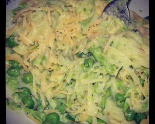 Нежная зеленая паста