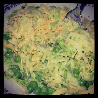 Нежная зеленая паста