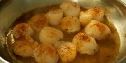 паста с гребешками в сливочном соусе