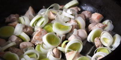 паста с индейкой в сливочном соусе