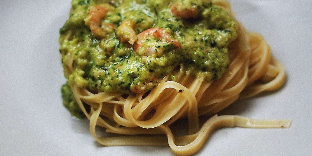 Рецепт паста с креветками в сливочном песто
