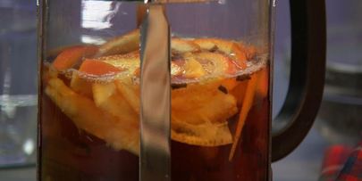 паста с курагой и грецким орехом в цитрусово-йогуртовой заправке