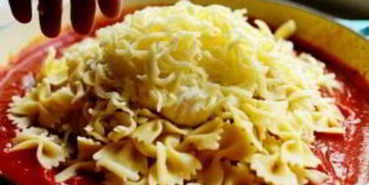 паста с курицей и томатами