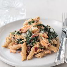 Рецепт Паста с лососем и шпинатом