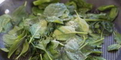 паста с лососем и шпинатом