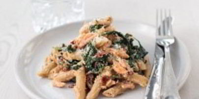 паста с лососем и шпинатом