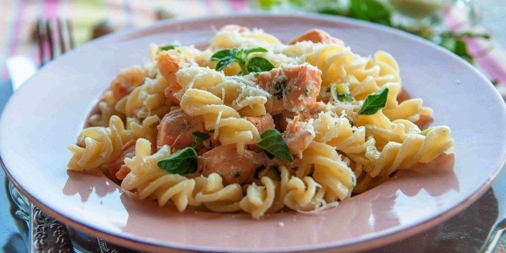 Рецепт паста с лососем в сливочном соусе