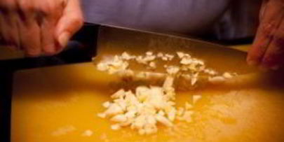 паста с помидорами и чесноком