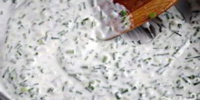 паста со сливочно-луковым соусом