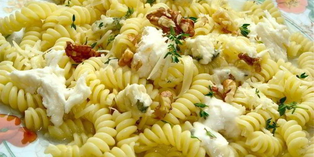 Рецепт роскошная паста четыре сыра