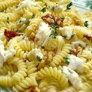 Роскошная паста Четыре Сыра