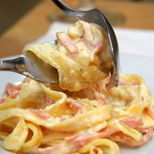 Рецепт Спагетти карбонара с беконом и сливками