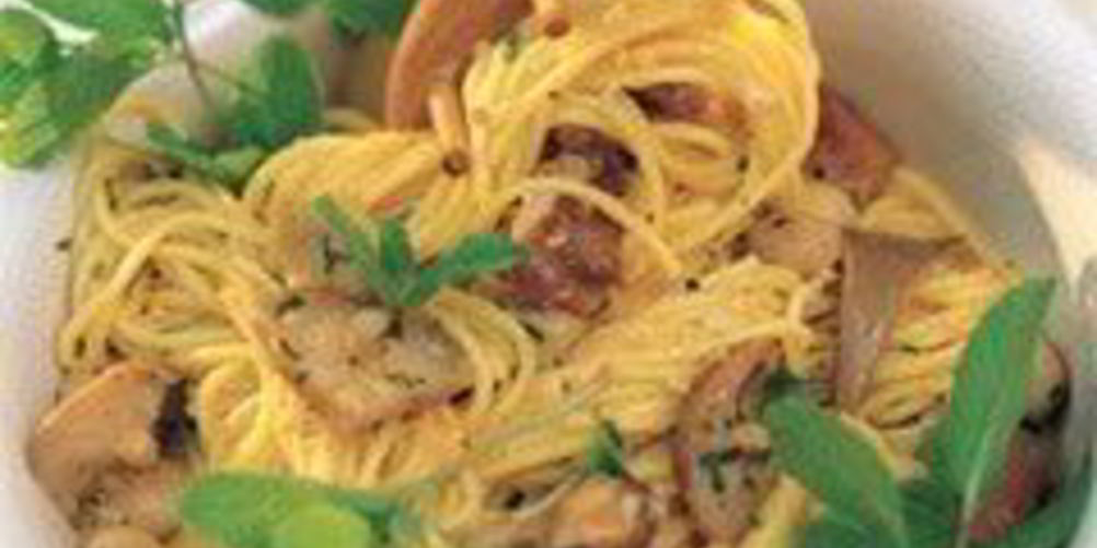 Рецепт спагетти с грибами и мятого