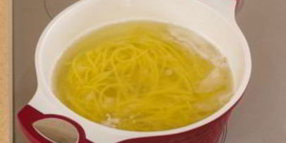 спагетти с грибным соусом