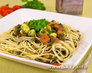 Спагетти с кабачками и шпинатом