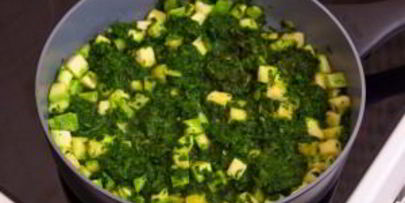 спагетти с кабачками и шпинатом