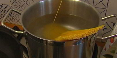 спагетти с шариками из тунца