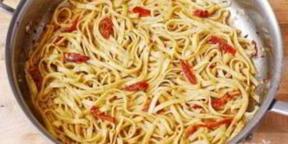 спагетти с вялеными томатами