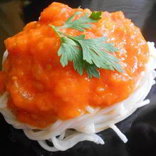 Рецепт Спагетти в ярком овощном соусе