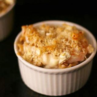 Запеченная паста с сыром Фета и креветками