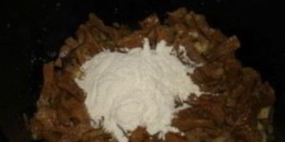 бефстроганов из печени в мультиварке