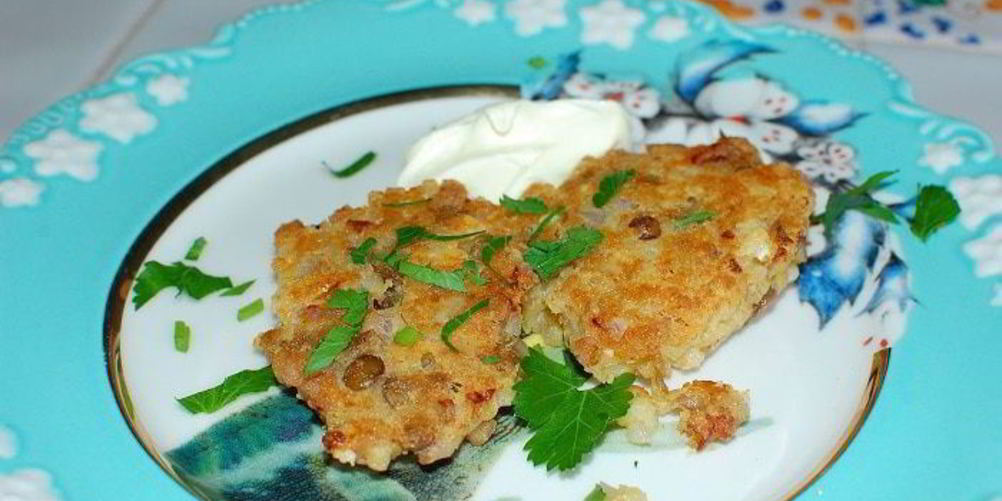Рецепт биточки из риса, перловки и чечевицы