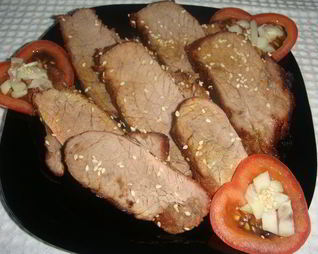 Говядина с медом и кунжутом