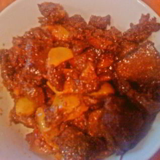 Говядина с яблоками