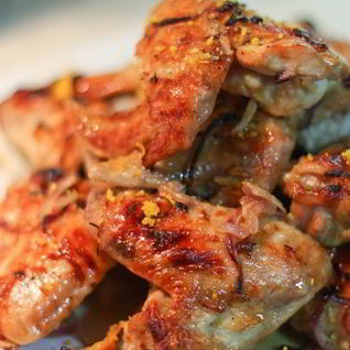 Крылышки индейки, запеченные в духовке