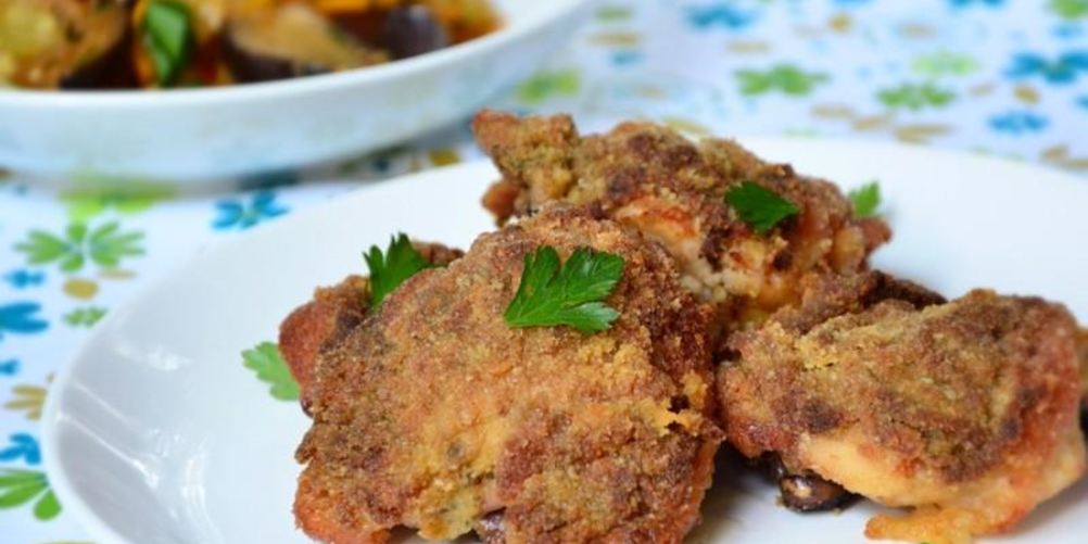 Рецепт куриные бедра с хрустящей корочкой в духовке